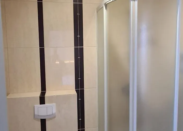 Inn Goscinne Gum-bar Biskupice (Poznan)