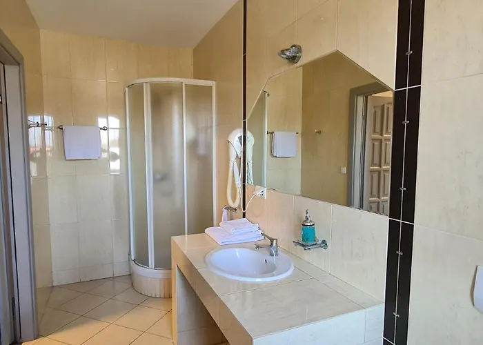 Goscinne Gum-bar Inn