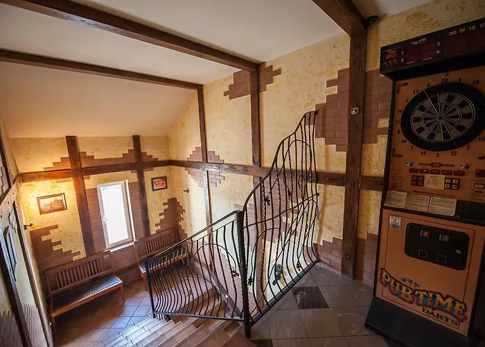 Inn Goscinne Gum-bar