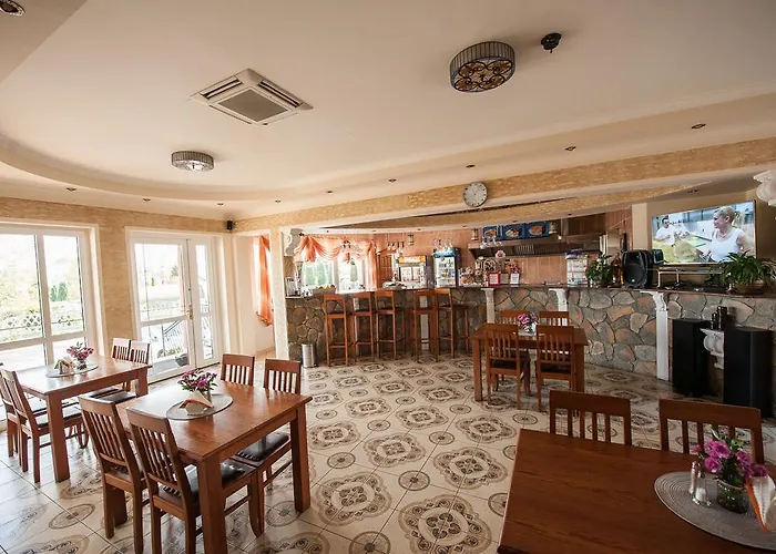 Inn Goscinne Gum-bar Biskupice (Poznan)